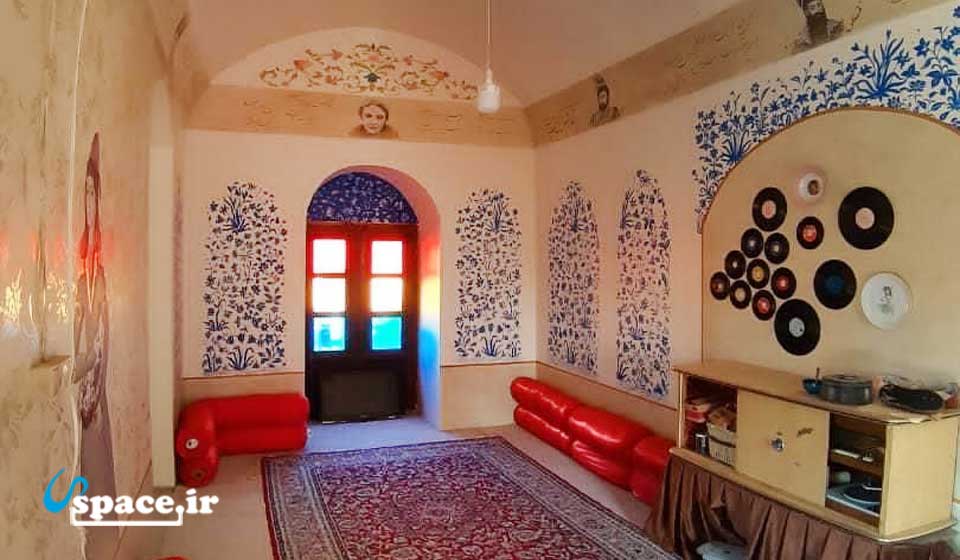 اتاق اقامتگاه بوم گردی محمدحسین خان - قرچک - روستای امین آباد